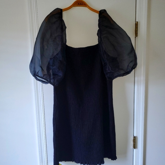 Forever 21 Puff Sleeve Shirred Dress - Picture 1 of 4